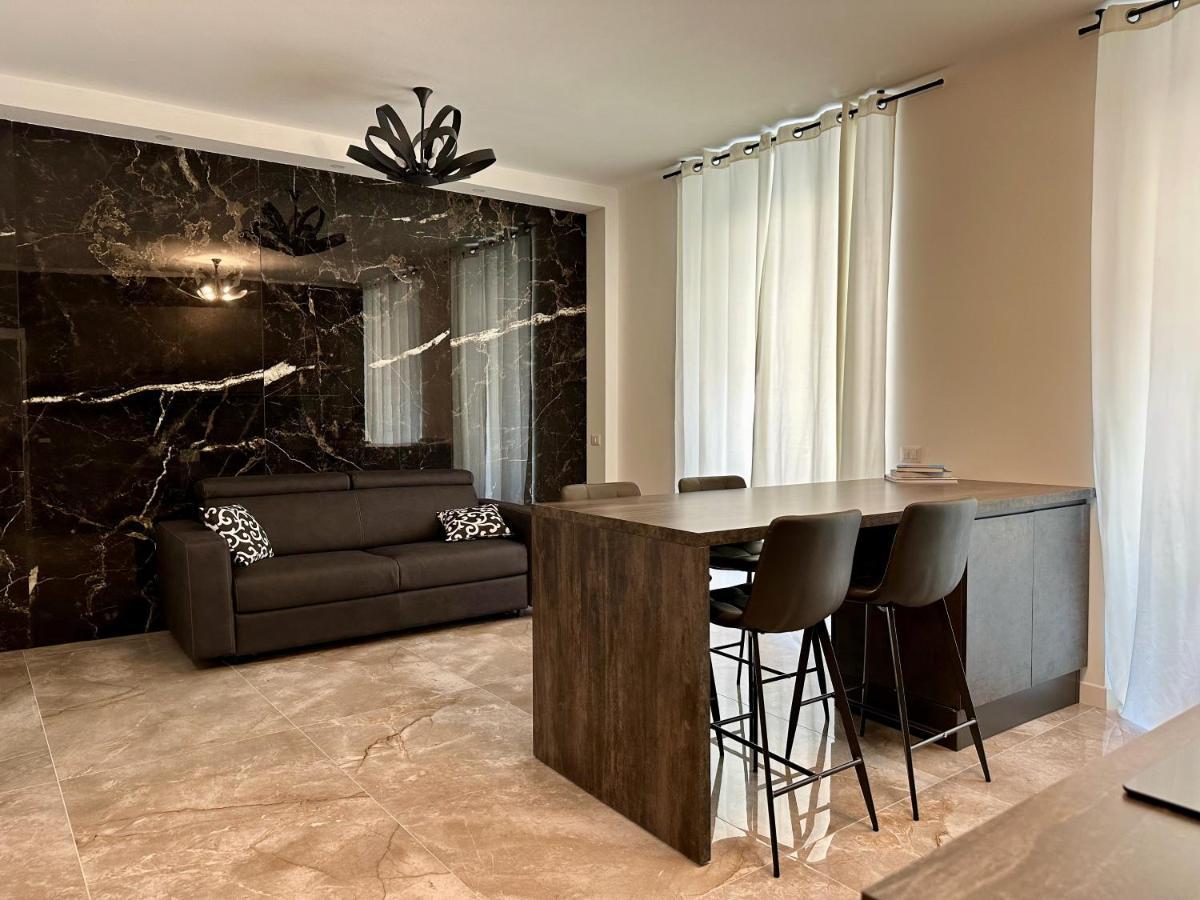 Magic Place Bergamo! Classy Apartment In The Heart Of The City Dış mekan fotoğraf