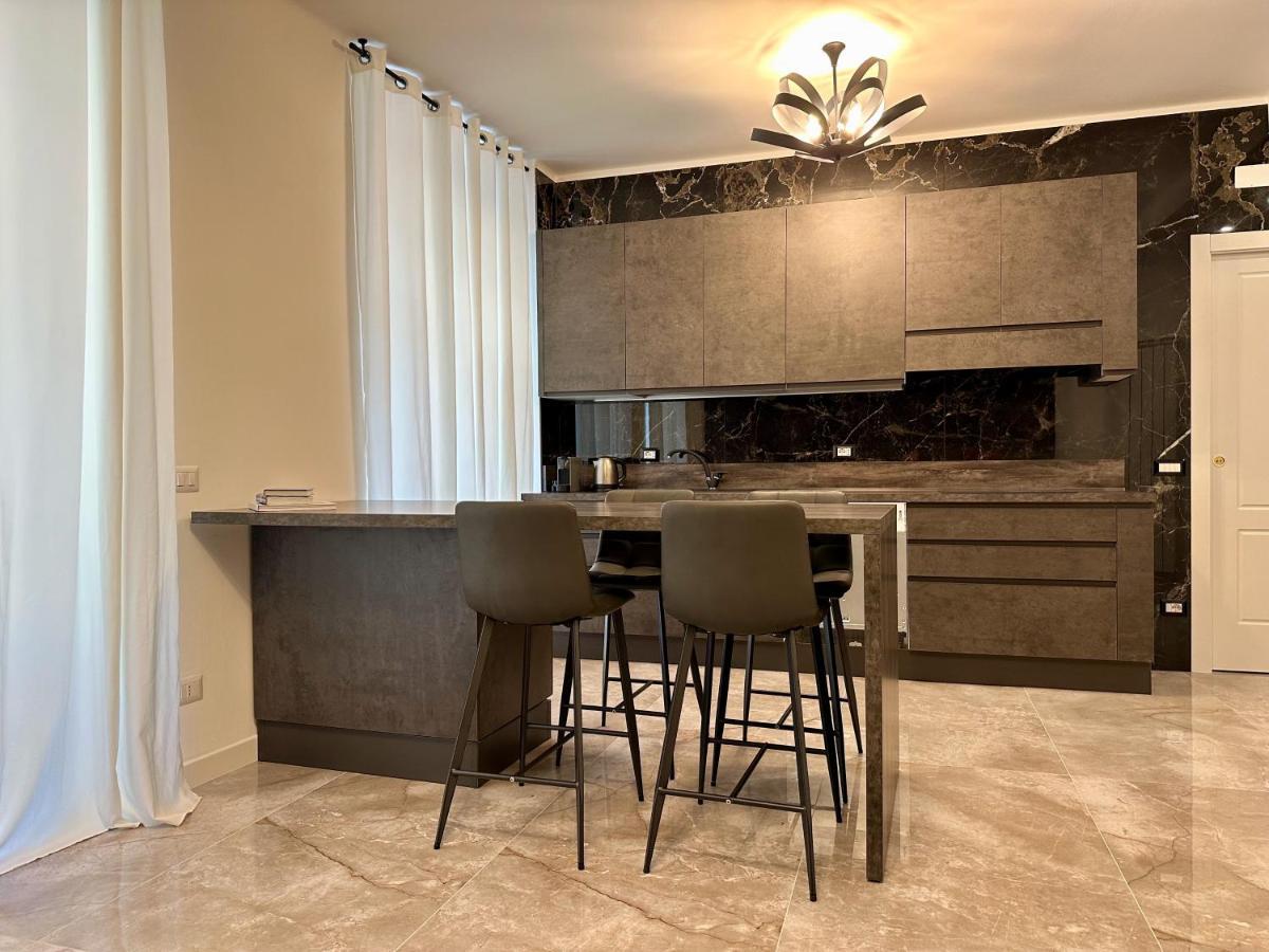 Magic Place Bergamo! Classy Apartment In The Heart Of The City Dış mekan fotoğraf