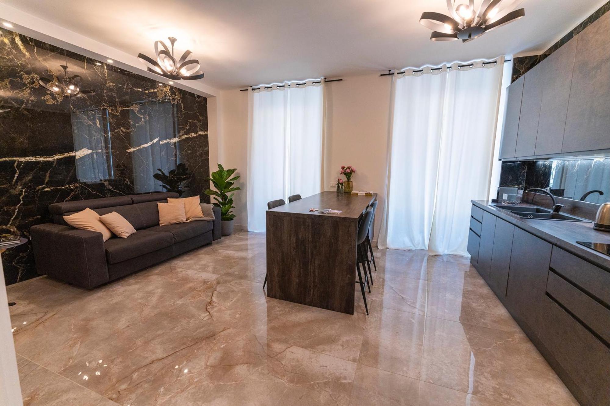 Magic Place Bergamo! Classy Apartment In The Heart Of The City Dış mekan fotoğraf