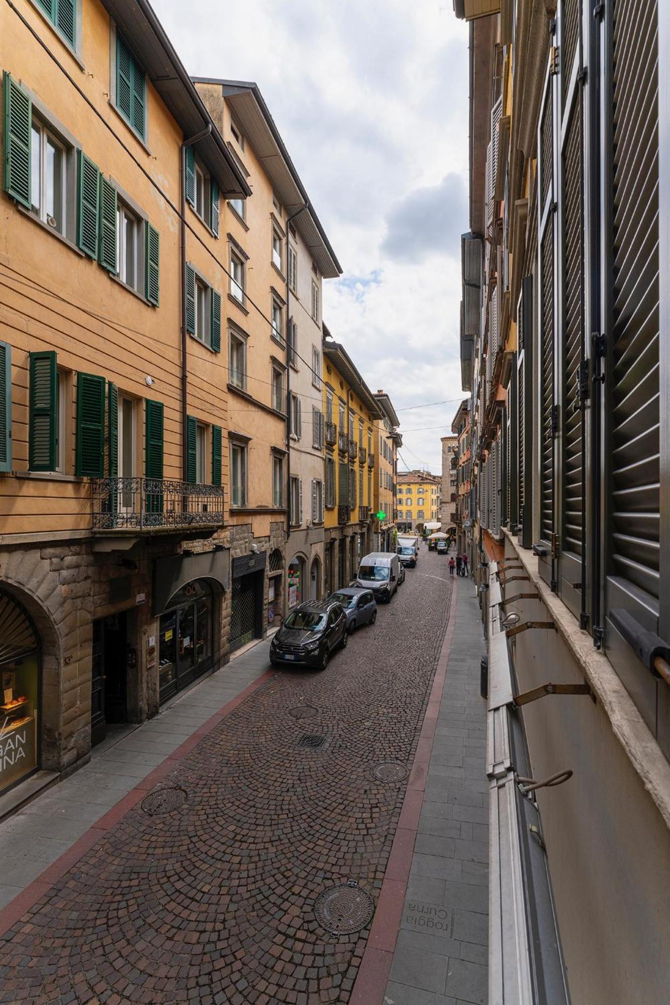 Magic Place Bergamo! Classy Apartment In The Heart Of The City Dış mekan fotoğraf